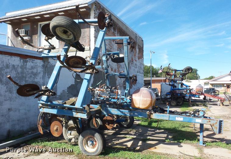 image for item DA0750 Nitromaster 7000 series anhydrous ammonia applicator