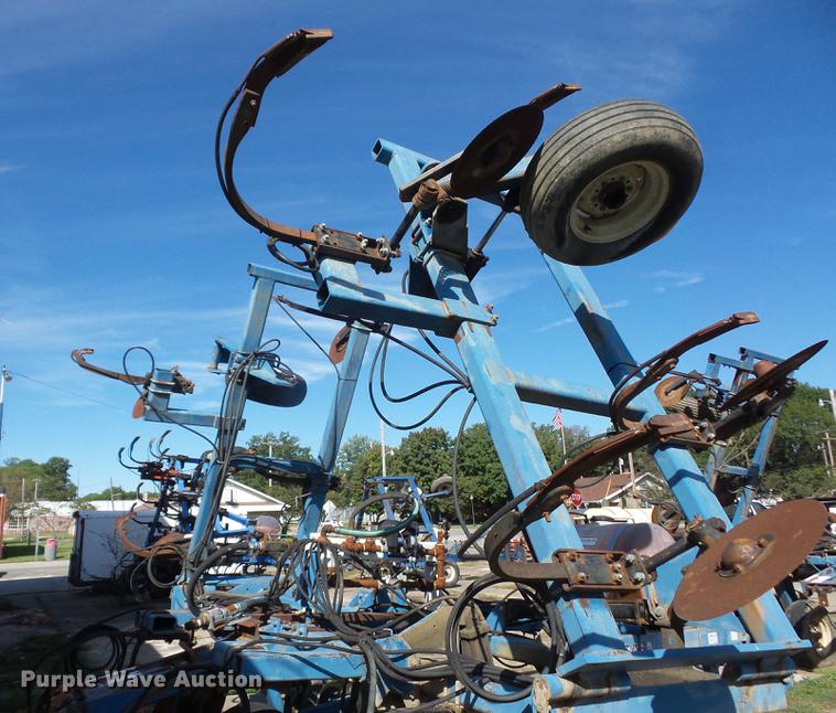 image for item DA0750 Nitromaster 7000 series anhydrous ammonia applicator