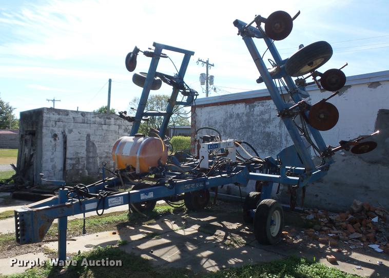 image for item DA0750 Nitromaster 7000 series anhydrous ammonia applicator