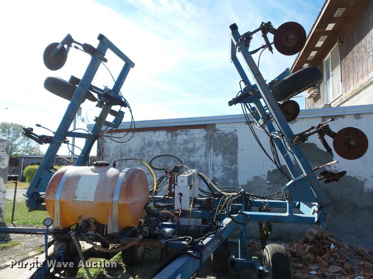 image for item DA0750 Nitromaster 7000 series anhydrous ammonia applicator