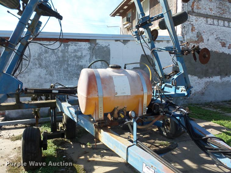 image for item DA0750 Nitromaster 7000 series anhydrous ammonia applicator