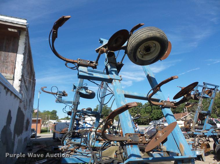 image for item DA0750 Nitromaster 7000 series anhydrous ammonia applicator