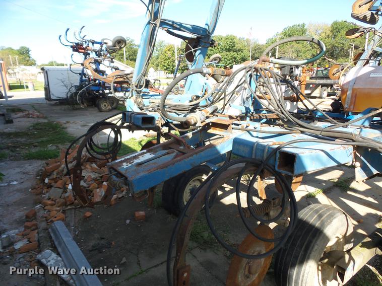 image for item DA0750 Nitromaster 7000 series anhydrous ammonia applicator