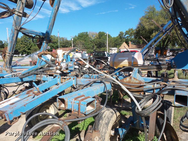 image for item DA0751 Nitromaster 7000 series anhydrous ammonia applicator