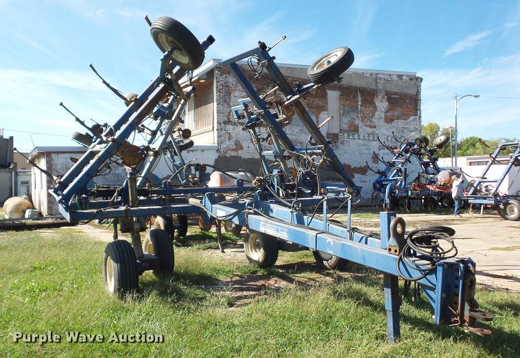 image for item DA0752 Loadrunner anhydrous ammonia applicator