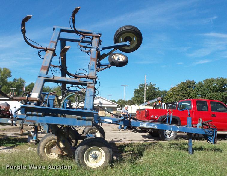 image for item DA0752 Loadrunner anhydrous ammonia applicator