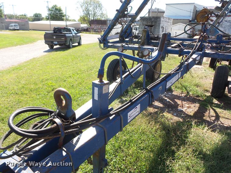 image for item DA0752 Loadrunner anhydrous ammonia applicator