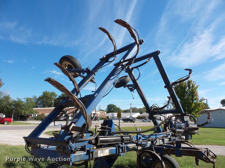 image for item DA0752 Loadrunner anhydrous ammonia applicator