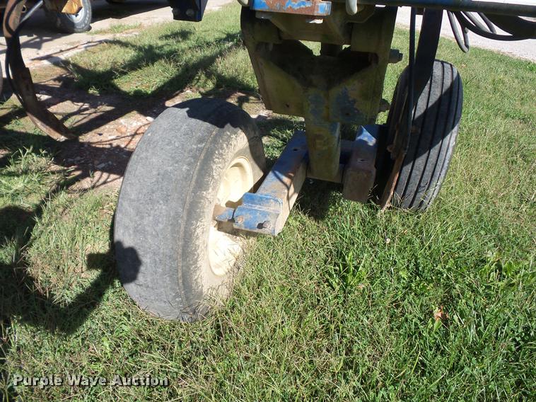 image for item DA0752 Loadrunner anhydrous ammonia applicator