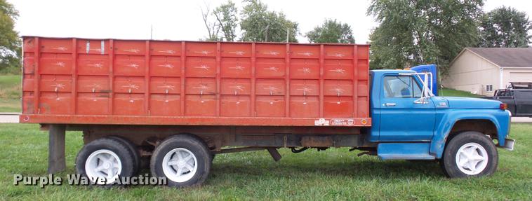 image for item DA0806 1976 Ford F600 grain truck