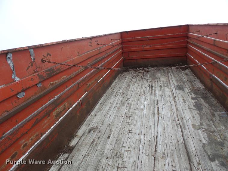 image for item DA0806 1976 Ford F600 grain truck