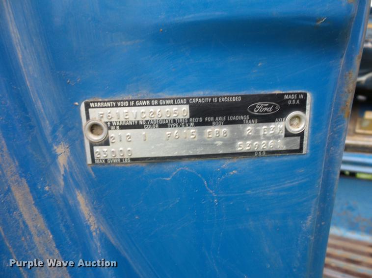 image for item DA0806 1976 Ford F600 grain truck