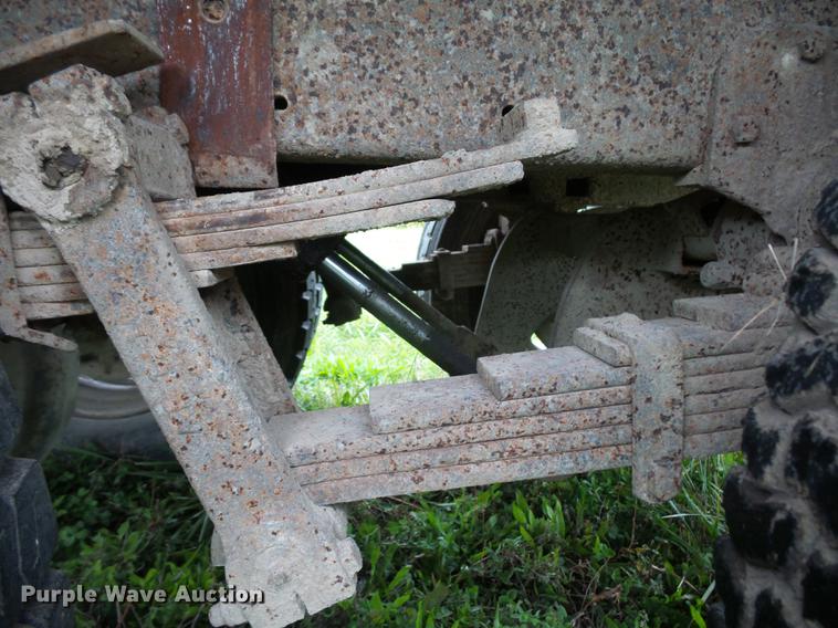 image for item DA0806 1976 Ford F600 grain truck