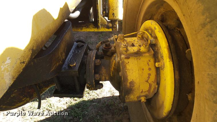 image for item DC1802 1960 Clark Michigan 85A-M23 wheel loader