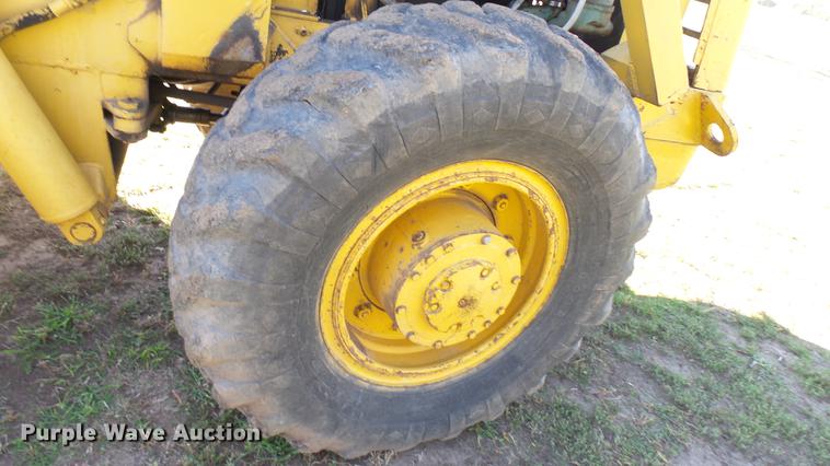 image for item DC1802 1960 Clark Michigan 85A-M23 wheel loader