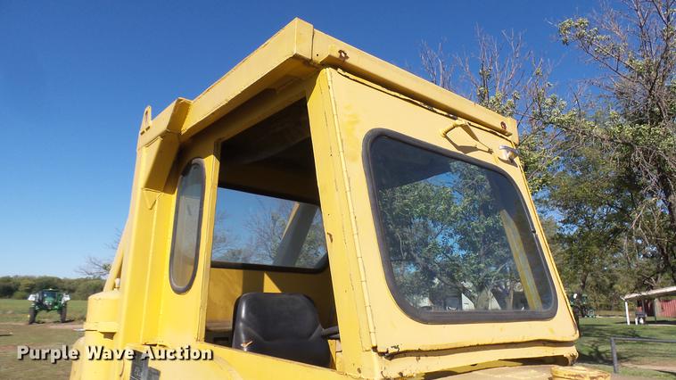 image for item DC1802 1960 Clark Michigan 85A-M23 wheel loader