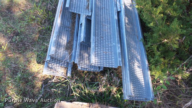 image for item DC1804 Grain bin drying floor