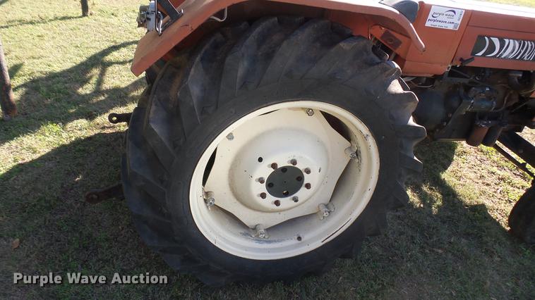 image for item DC1812 HMT Zetor Zebra 3522 tractor