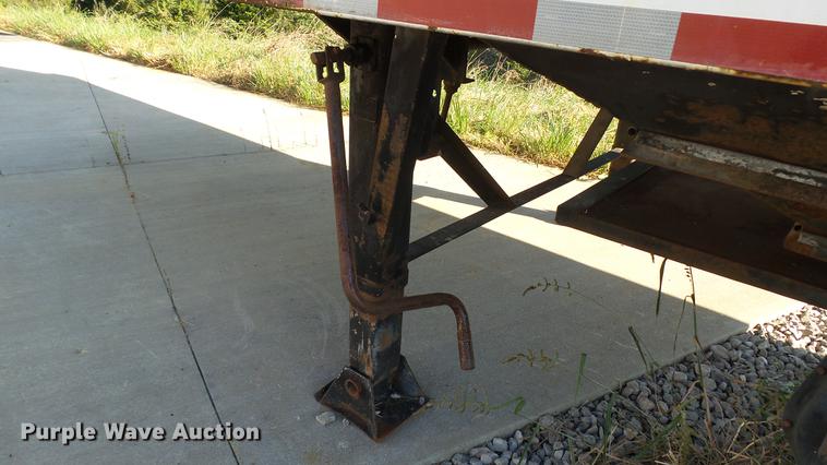 image for item DC2528 2008 Farm-master double hopper bottom grain trailer