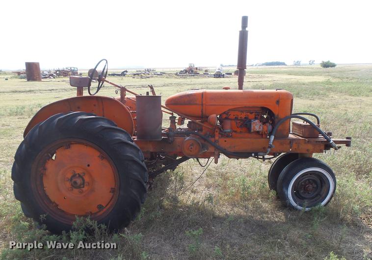 image for item DC3812 Allis Chalmers tractor