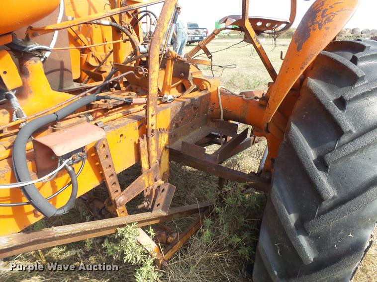 image for item DC3812 Allis Chalmers tractor