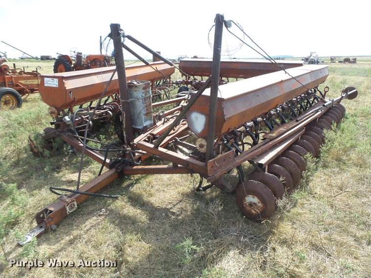 image for item DC3813 CrustBuster hoe grain drill