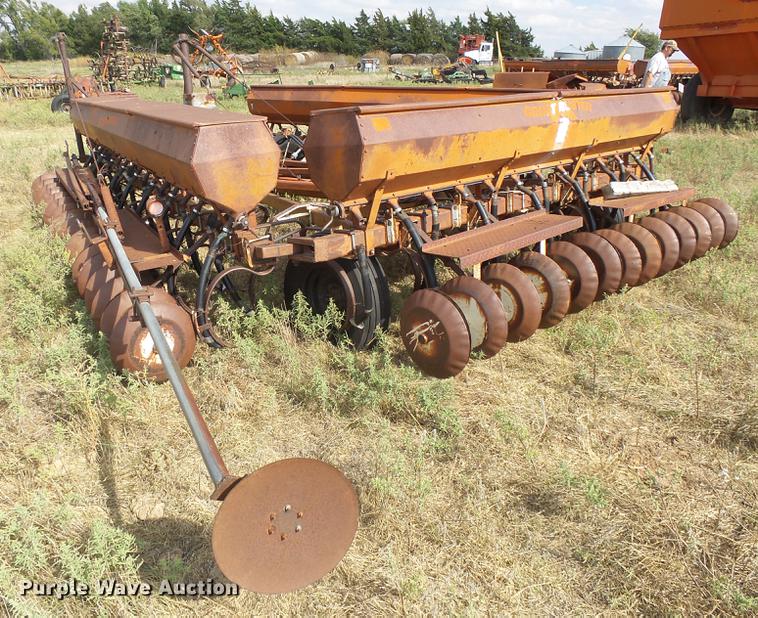 image for item DC3813 CrustBuster hoe grain drill