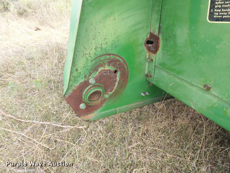 image for item DC3816 John Deere 653 all-crop head
