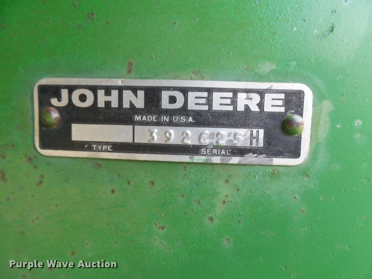image for item DC3816 John Deere 653 all-crop head