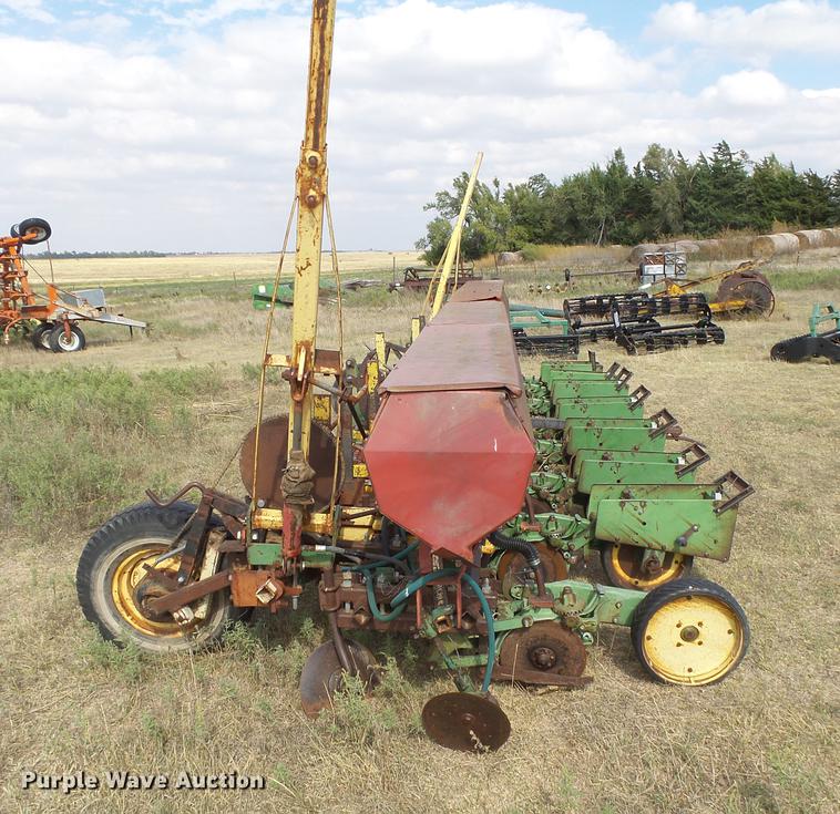 image for item DC3819 CrustBuster planter