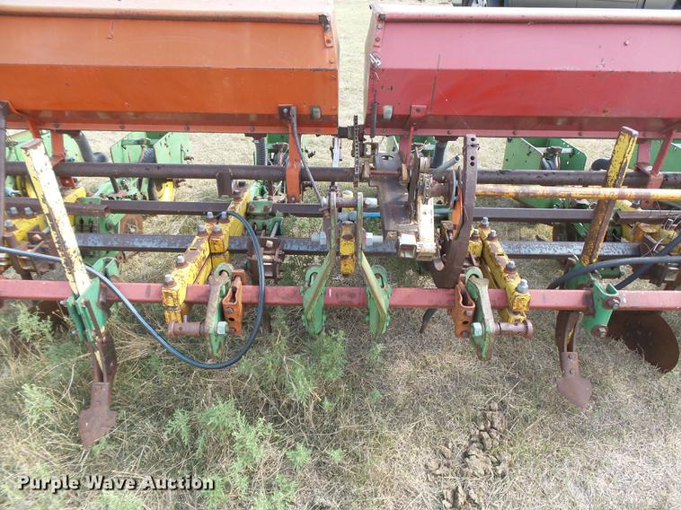 image for item DC3819 CrustBuster planter