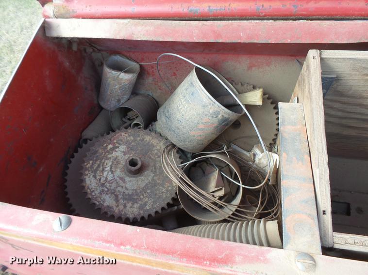 image for item DC3819 CrustBuster planter