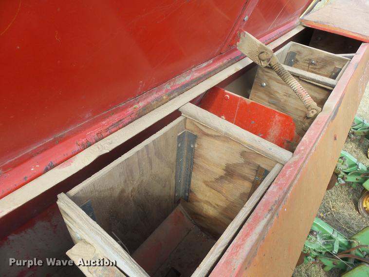 image for item DC3819 CrustBuster planter