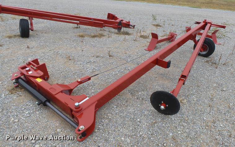 image for item DC3827 Case IH 1255 hydraulic marker arms