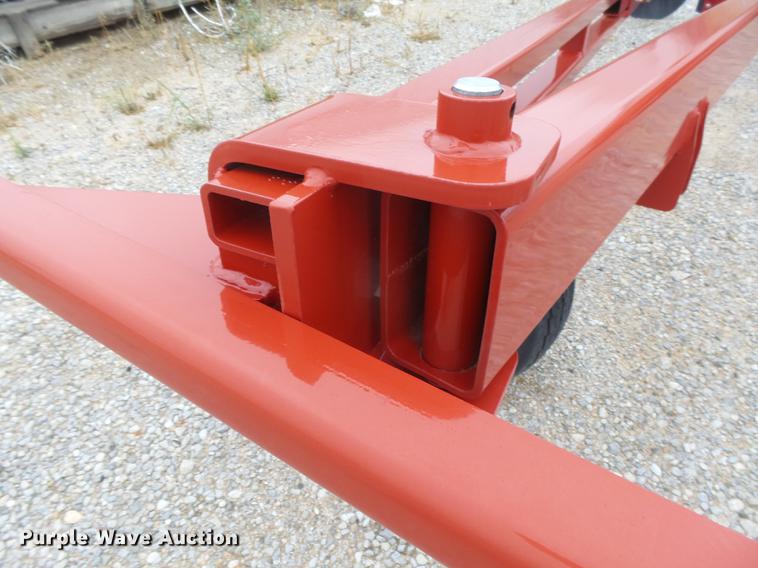 image for item DC3827 Case IH 1255 hydraulic marker arms