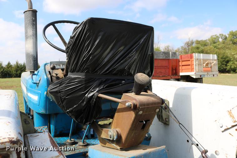 image for item DD0045 Ford 5000 tractor