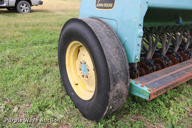 image for item DD0047 John Deere 8300 grain drill