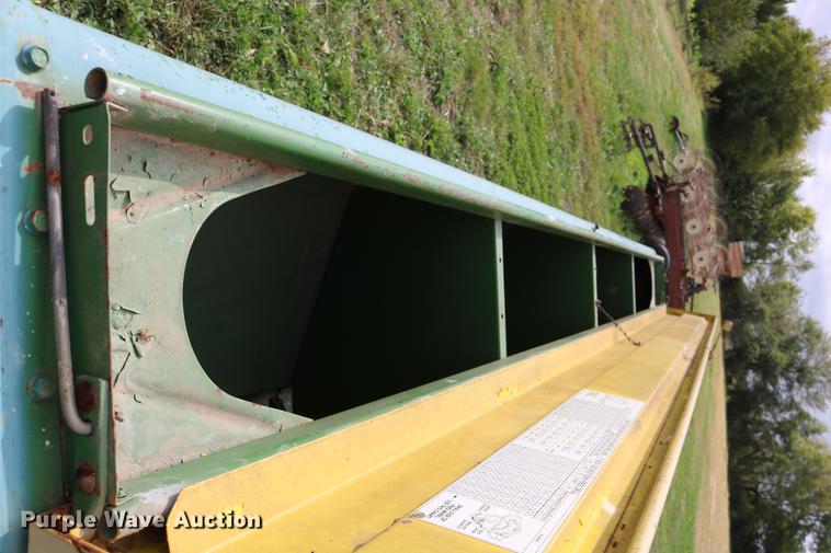 image for item DD0047 John Deere 8300 grain drill