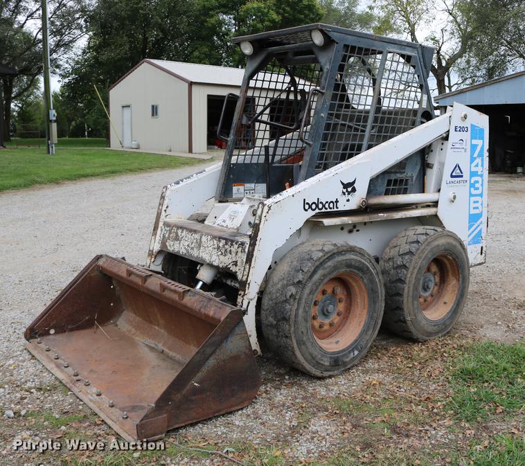 image for item DD0050 1995 Bobcat 743B skid steer