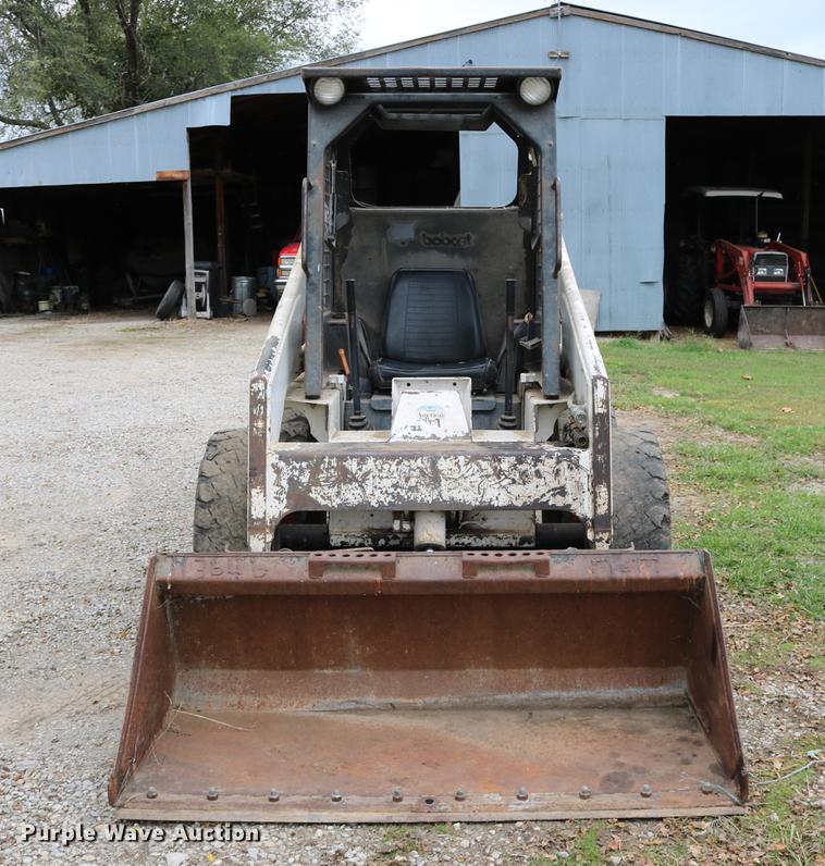 image for item DD0050 1995 Bobcat 743B skid steer
