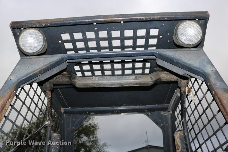 image for item DD0050 1995 Bobcat 743B skid steer