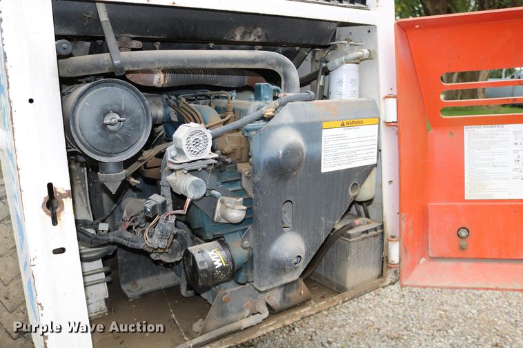 image for item DD0050 1995 Bobcat 743B skid steer