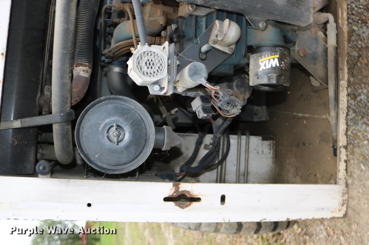 image for item DD0050 1995 Bobcat 743B skid steer
