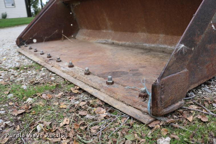 image for item DD0050 1995 Bobcat 743B skid steer