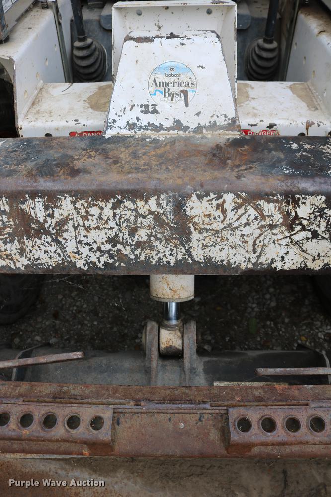 image for item DD0050 1995 Bobcat 743B skid steer