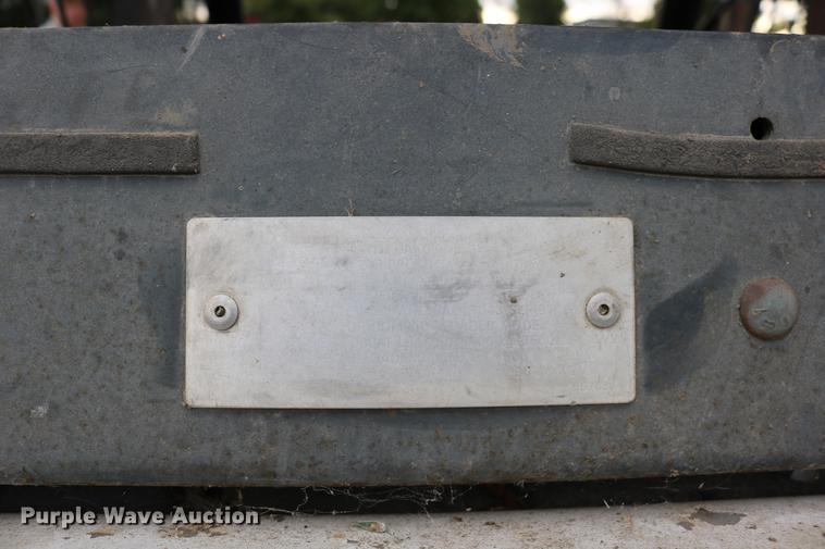 image for item DD0050 1995 Bobcat 743B skid steer