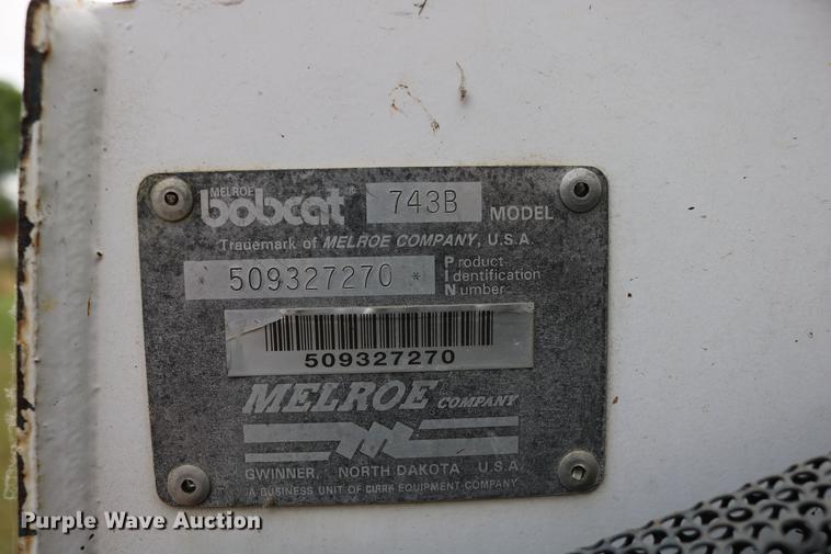 image for item DD0050 1995 Bobcat 743B skid steer