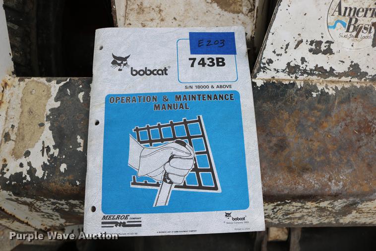 image for item DD0050 1995 Bobcat 743B skid steer