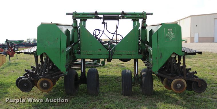 image for item DD0052 1988 Great Plains Solid Stand 30 grain drill