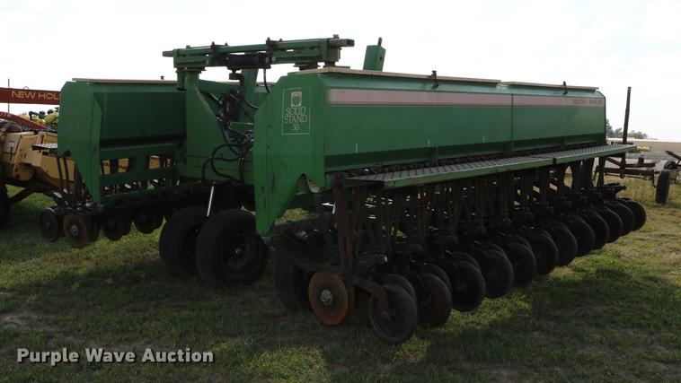 image for item DD0052 1988 Great Plains Solid Stand 30 grain drill
